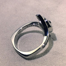 Lade das Bild in den Galerie-Viewer, Pokemon Pokeball Ring kaufen