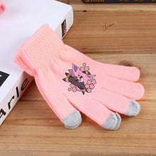 Lade das Bild in den Galerie-Viewer, Flauschige Winter Handschuhe mit Pokemon Motiven in Pink oder Schwarz
