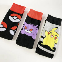 Cargue la imagen en el visor de la galería, calcetines de Pokémon: varios motivos