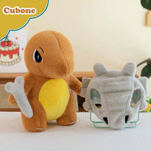 Lade das Bild in den Galerie-Viewer, Tragosso Pokemon Cubone Plüschtier in XXL (ca. 45 oder 70cm)
