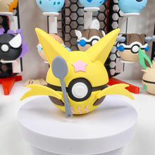 Lade das Bild in den Galerie-Viewer, Simsala Alakazam, Abra oder Kadabra Premium Poké Ball Pokémon Pokeball
