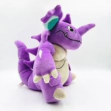 Lade das Bild in den Galerie-Viewer, Nidoking Pokemon Plüschtier (ca. 28cm)
