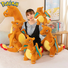 Lade das Bild in den Galerie-Viewer, XXL Glurak Charizard Kuscheltier Pokemon (35/45/60cm)
