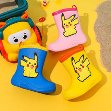 Lade das Bild in den Galerie-Viewer, Kinder Gummistiefel mit Pikachu Pokemon Motiven
