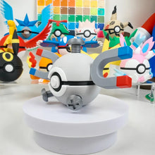 Lade das Bild in den Galerie-Viewer, Magnemite Magnetilo oder Magneton Premium Poké Ball Series Pokémon Ball
