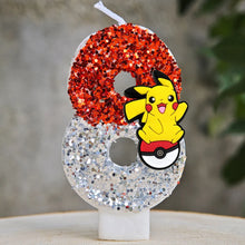 Carga la imagen en el visor de galería, Velas de Pikachu de Pokémon con purpurina para cumpleaños con año en diferentes colores