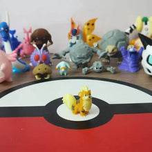 Lade das Bild in den Galerie-Viewer, Arkani Arcanine oder Growlithe Fukano Pokemon Figuren
