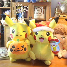 Lade das Bild in den Galerie-Viewer, Halloween oder Xmas Pikachu Kuscheltiere (ca. 20cm)
