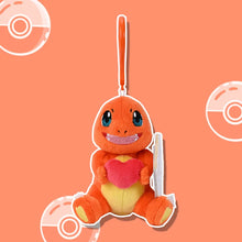 Lade das Bild in den Galerie-Viewer, Zuckersüße Pokemon Plüsch Anhänger mit Herz
