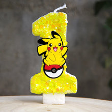Lade das Bild in den Galerie-Viewer, Gelbe Pikachu Geburtstag Kerze mit Jahreszahl
