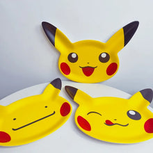 Lade das Bild in den Galerie-Viewer, Wundervoller Pikachu oder Evoli Eevee Teller

