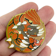 Lade das Bild in den Galerie-Viewer, Rayquaza, Groudon oder Kyogre Brosche, Pin Anstecker
