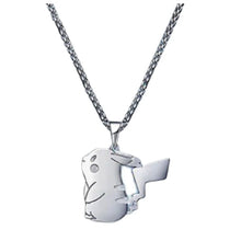 Cargue la imagen en el visor de la galería, compre elegantes collares de Pokémon en oro o plata.