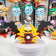 Lade das Bild in den Galerie-Viewer, Mewtu Mewtwo, Giratina oder Darkrai Poké Ball Pokémon Ball
