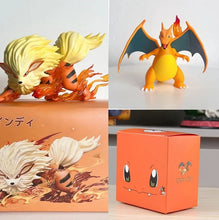 Lade das Bild in den Galerie-Viewer, Glurak Charizard oder Arkani Arcanine Pokemon Figur
