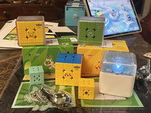 Lade das Bild in den Galerie-Viewer, Pokémon Magnetischer Zauberwürfel
