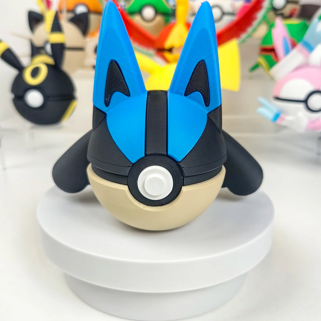 Lucario Premium Pokeball Lucario Poké Ball