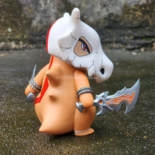 Lade das Bild in den Galerie-Viewer, Detailreiche Tragosso Cubone Figur (ca. 14cm) Pokemon Figur
