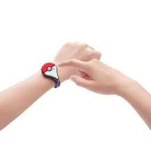 Lade das Bild in den Galerie-Viewer, 2 Stk. Pokemon Go Plus Armband mit Auto Catch zum Pokemon fangen
