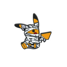 Lade das Bild in den Galerie-Viewer, Pokemon Pikachu Pins Anstecker - 30 Motive zur Wahl
