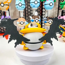 Lade das Bild in den Galerie-Viewer, Mewtu Mewtwo, Giratina oder Darkrai Poké Ball Pokémon Ball
