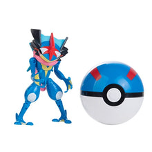 Lade das Bild in den Galerie-Viewer, Pokemon Spielzeug - Großer Pokeball mit Pokemon Figur zum spielen oder sammeln
