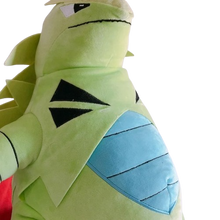 Lade das Bild in den Galerie-Viewer, XXL 50cm Despotar Tyranitar Plüsch Figur
