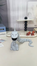 Laden und Abspielen von Videos im Galerie-Viewer, XXL Onix Bewegliche Pokemon Spielzeug Figur (ca. 35cm)
