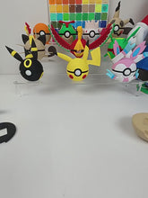 Laden und Abspielen von Videos im Galerie-Viewer, Lucario Premium Pokeball Lucario Poké Ball

