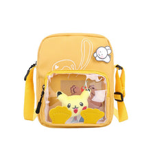 Cargue la imagen en el visor de la galería, compre la bolsa de mensajero Pokémon Pikachu con un frente transparente