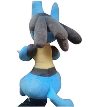 Lade das Bild in den Galerie-Viewer, Sitzender XXL Lucario Plüsch Puppe Pokemon (ca. 48cm) kaufen
