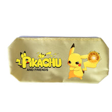 Cargue la imagen en el visor de la galería, compre un estuche para lápices de Pikachu en muchos diseños de Pokémon