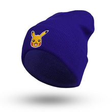 Lade das Bild in den Galerie-Viewer, Pikachu Beanie Mütze - verschiedene Farben - Unisex kaufen
