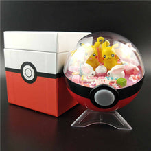 Cargue la imagen en el visor de la galería, compre Big Pokeball con figura de Pokémon