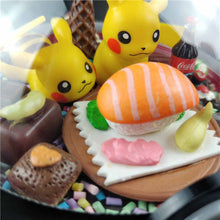 Cargue la imagen en el visor de la galería, compre Big Pokeball con figura de Pokémon