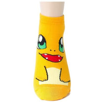 Carga la imagen en el visor de la galería, compra calcetines Pokemon Pikachu, Charmander, Enton o Squirtle