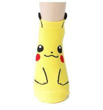 Carga la imagen en el visor de la galería, compra calcetines Pokemon Pikachu, Charmander, Enton o Squirtle