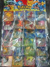 Cargue la imagen en el visor de la galería, compre 24 figuras de Pokémon (aproximadamente 2-6 cm) con tarjetas