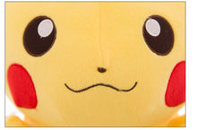 Lade das Bild in den Galerie-Viewer, XXL Pikachu Kuscheltier (35cm bis 65cm) kaufen
