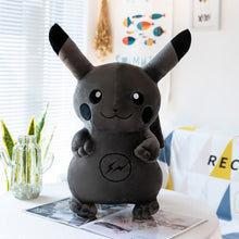 Lade das Bild in den Galerie-Viewer, Pikachu Plüsch Pokemon Figur in Schwarz kaufen
