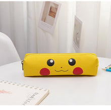 Cargue la imagen en el visor de la galería, compre un estuche de lona / estuche de lápices de Pokemon Pikachu