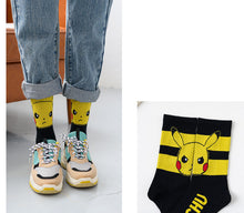 Carica l'immagine nel visualizzatore della galleria, acquista eleganti calze Pokemon Pikachu