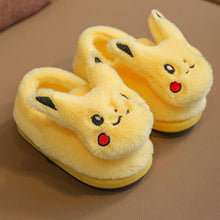 Cargue la imagen en el visor de la galería, compre zapatillas de niños de peluche de Pokemon Pikachu
