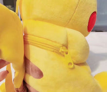 Cargue la imagen en el visor de la galería, compre una linda mochila de peluche Pikachu
