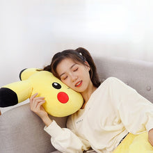 Lade das Bild in den Galerie-Viewer, Niedliches Pikachu Kissen (35x48cm) kaufen
