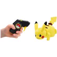 Lade das Bild in den Galerie-Viewer, Ferngesteuerter Pikachu mit Fernbedienung Pokémon Spielzeug kaufen
