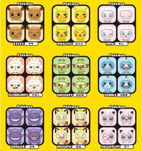 Chargez l'image dans la visionneuse de la galerie, achetez Pokémon Pokéball avec un personnage Pokémon qui change de visage.